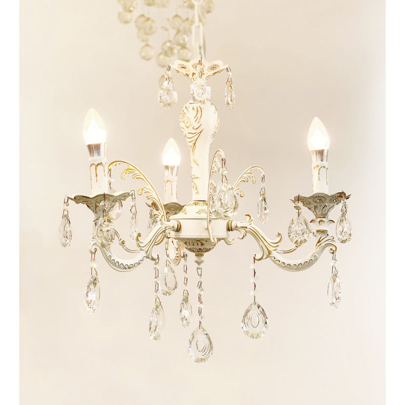 Lustre Provençal 3 Braços Branco Com Cristais Para Sala De Jantar/ Quarto