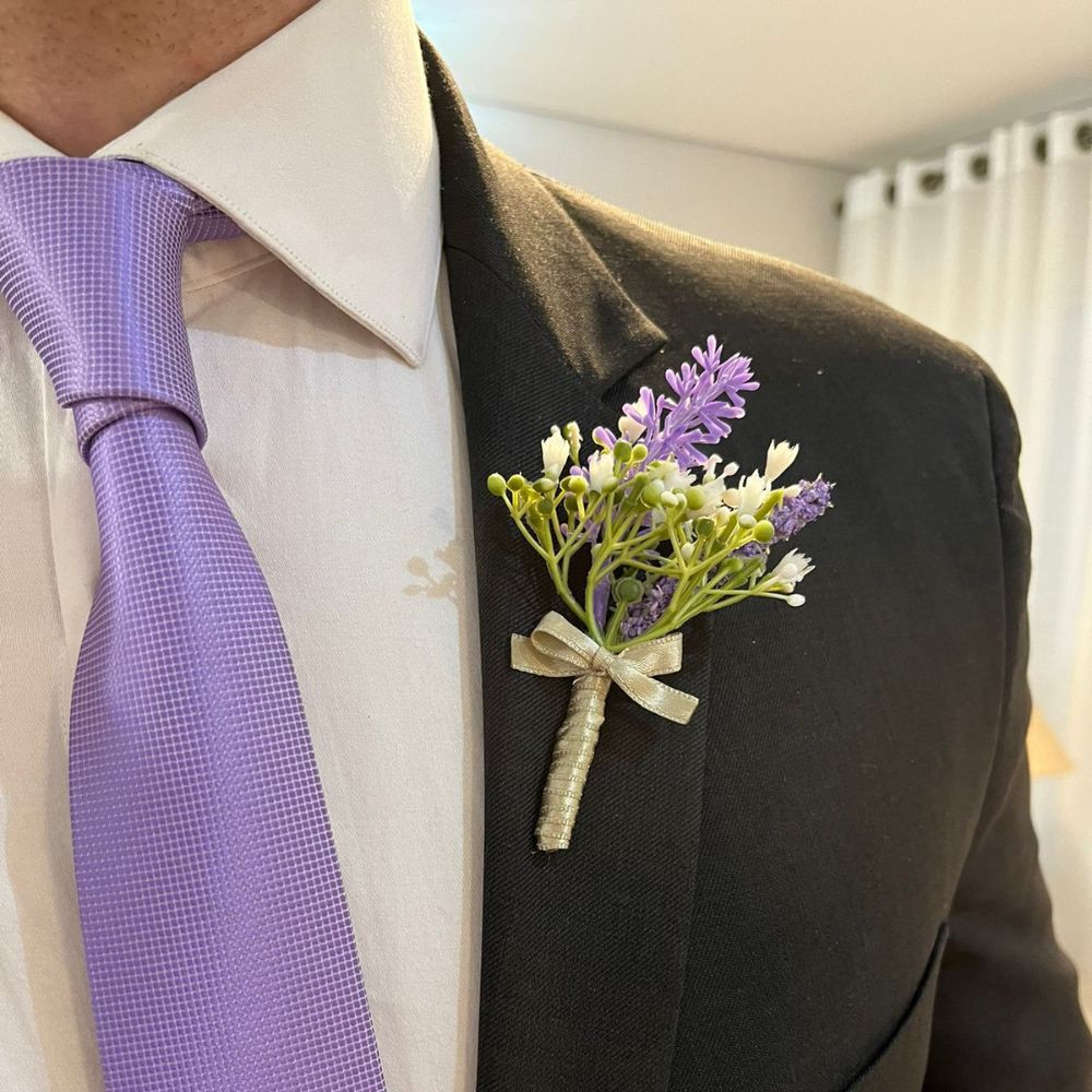 Flor de Lapela com Lavanda para Noivo, Padrinhos, Pais e Pajens ...