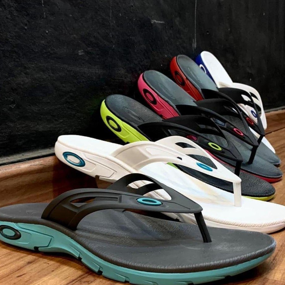 Chinelo Masculino Rest 2.0 Promoção Ultimas Unidades da Okley