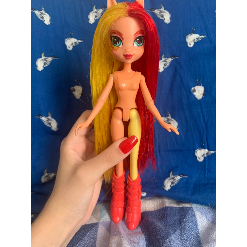 My Little Pony - Sunset Shimmer Fashion Surpresa - Hasbro