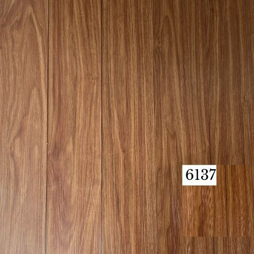 Piso Madeira Vinilico Autocolante 91,4x15,2cm Uma Placa