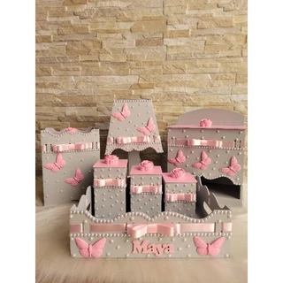 Kit de higiene mdf 7 peças cinza e rosa para bebê menina borboletas rosa