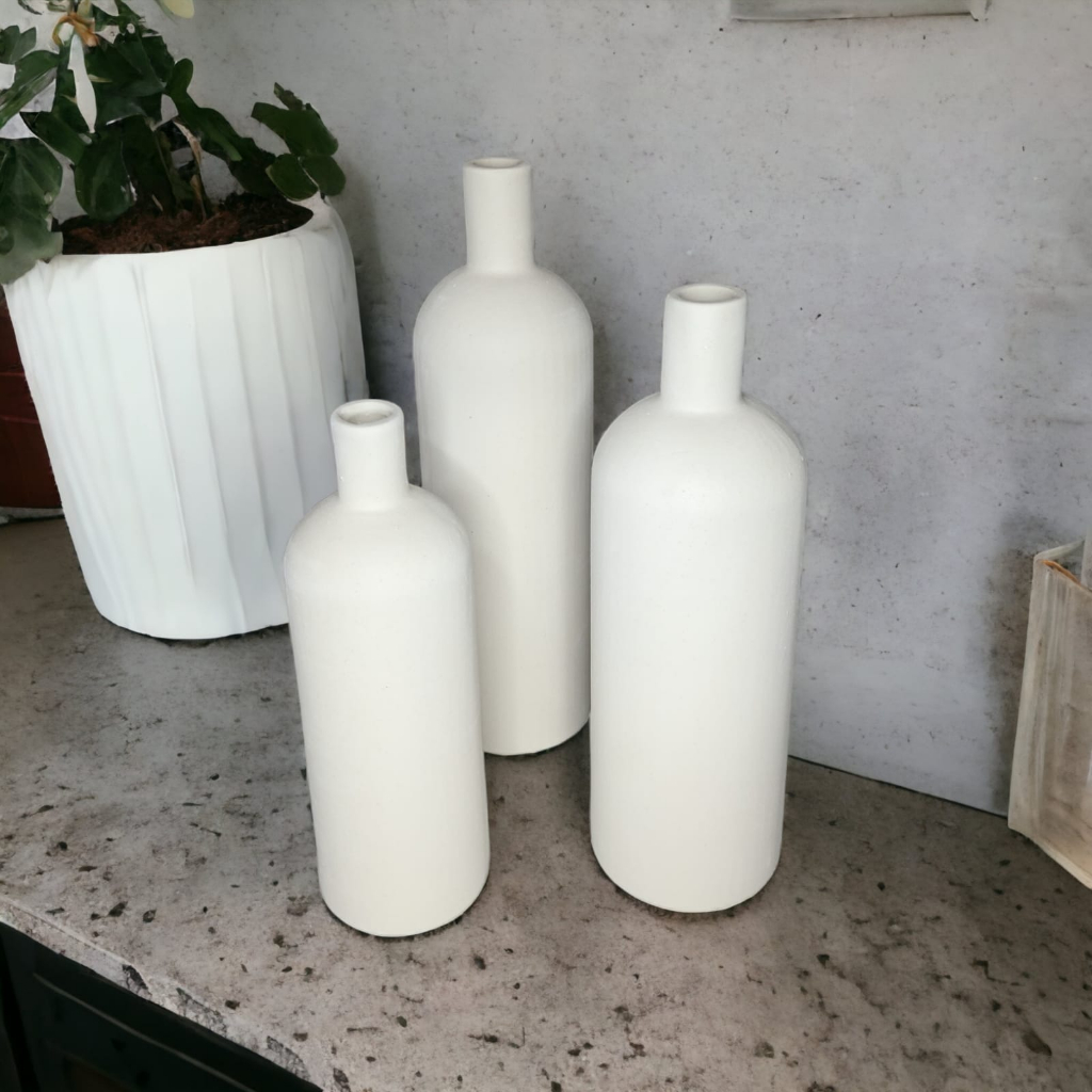 Trio de Vasos Nórdicos Garrafas em Cerâmica Branca Fosca Decorativo Decoração