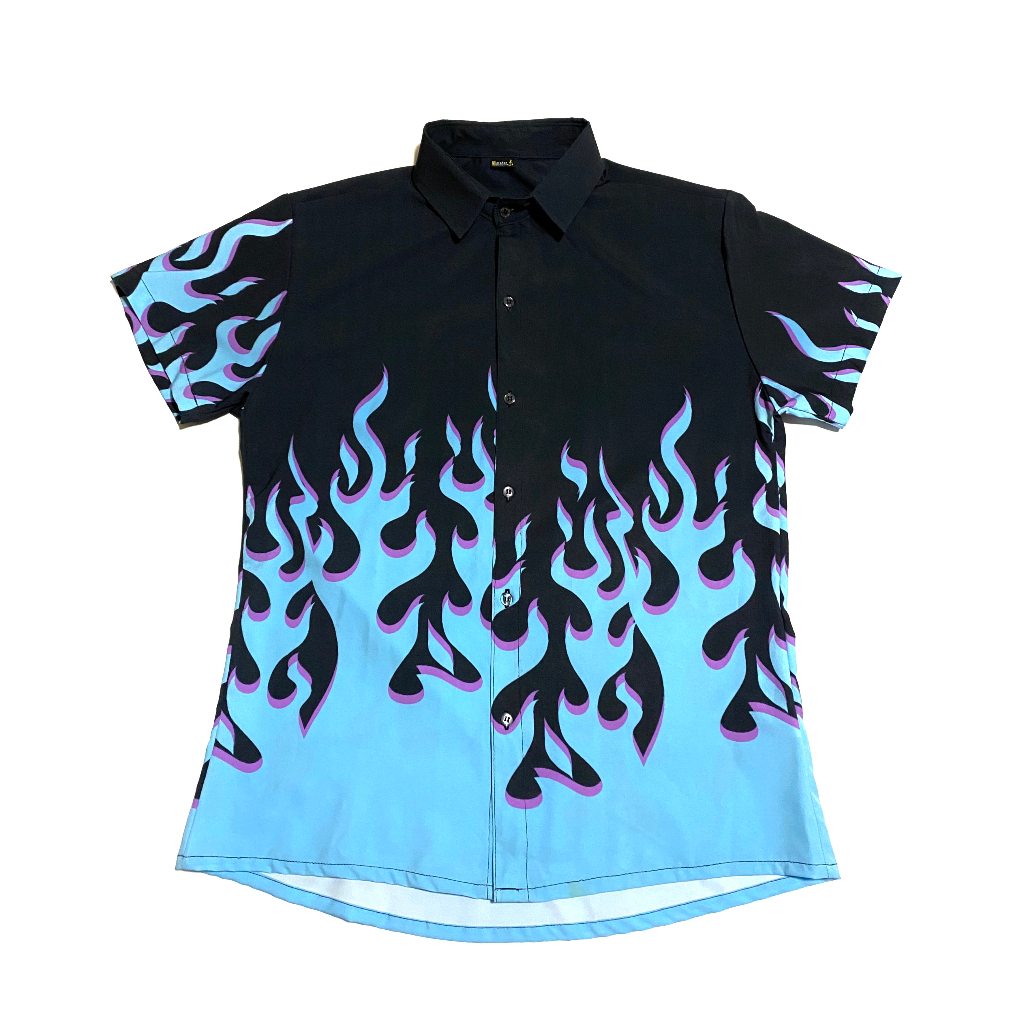 Camisa de Botão Fogo azul estampa tumblr aesthetic