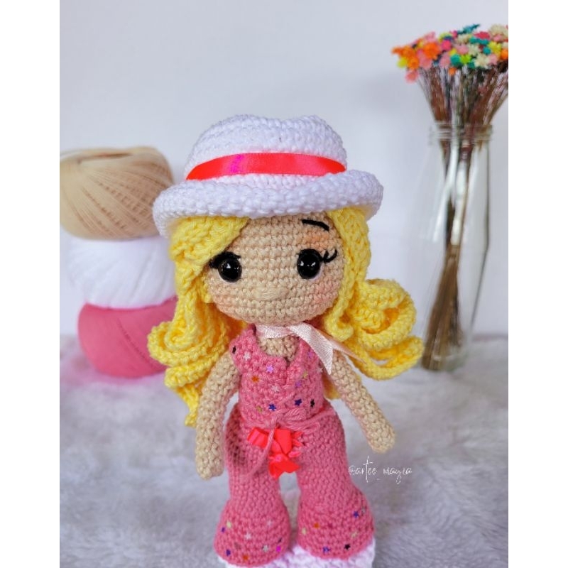 Barbie amigurumi, Crochê