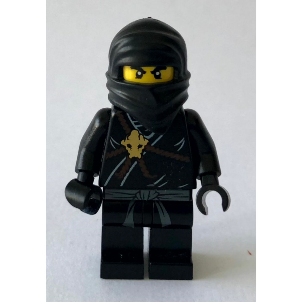 minifigura-original-lego-ninjago-the-golden-weapons-cole-njo006