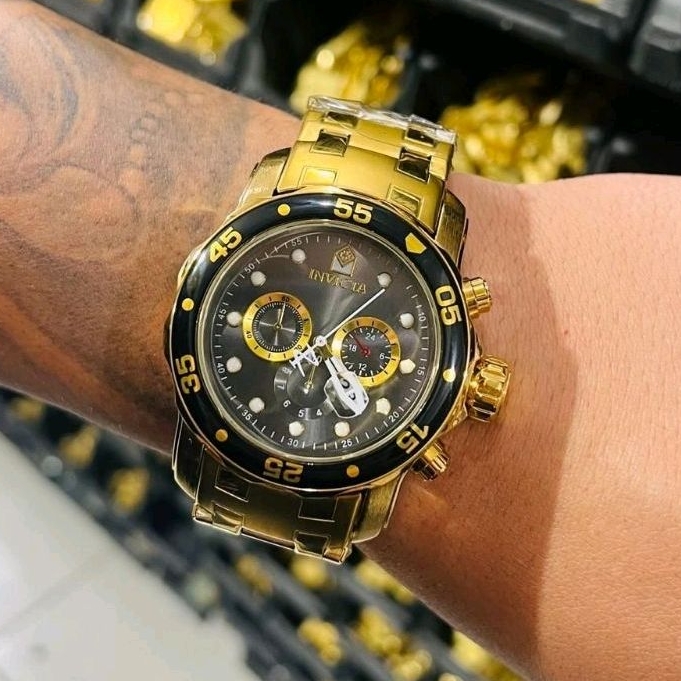 Invicta 27046 on sale