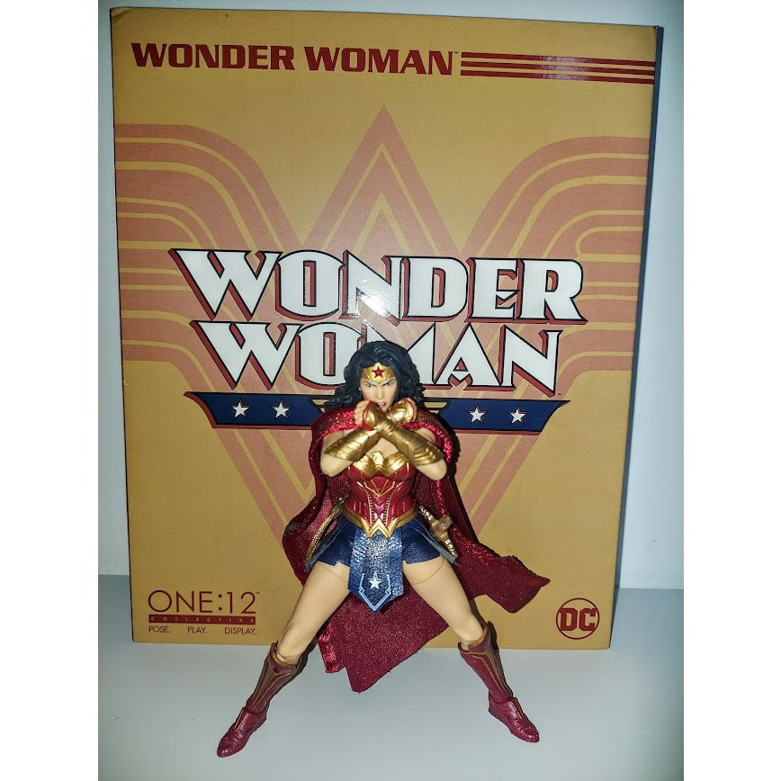 Wonder Woman - Earth One Volume One 1 / Hq Importada Novo