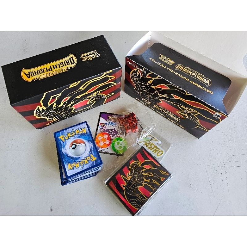 Box Pokemon Deoxys Vmax / V-astro 52 Cartas - Copag 32162 em Promoção na  Americanas