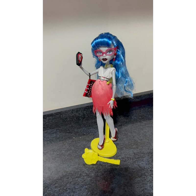 Mattel Monster High online Dawn of the Dance Ghoulia Yelps Doll