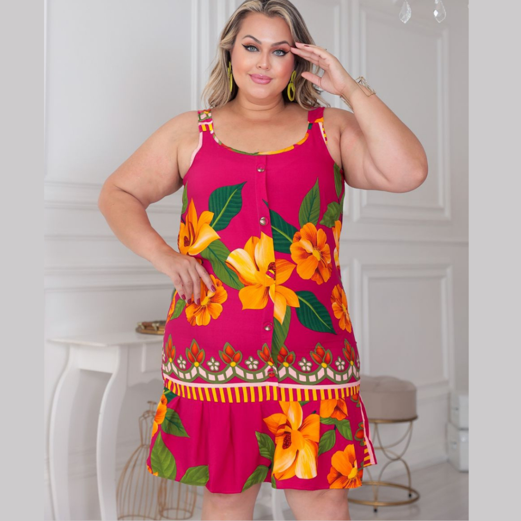 Vestido Plus Size Soltinho Floral em Oferta