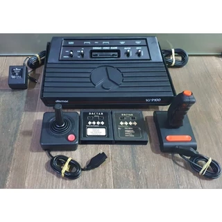Atari Dismac VJ 9100 + 2 Controles Originais + 8 Jogos.