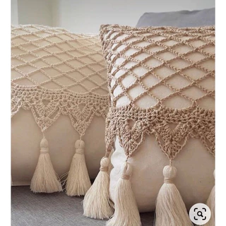 CAPA DE ALMOFADA EM CROCHE TASSEL