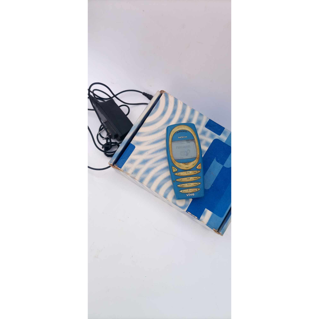 Celular Nokia classico 2280