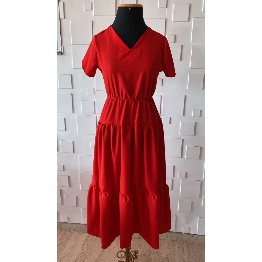 Vestido longo modelo luxo ideal para congregar, festas ,formatura ...