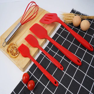 Kit 5 Utensilios de Cozinha Essencial de Silicone Espatula Pincel Batedor de Ovo/Bolo Colher Várias Cores