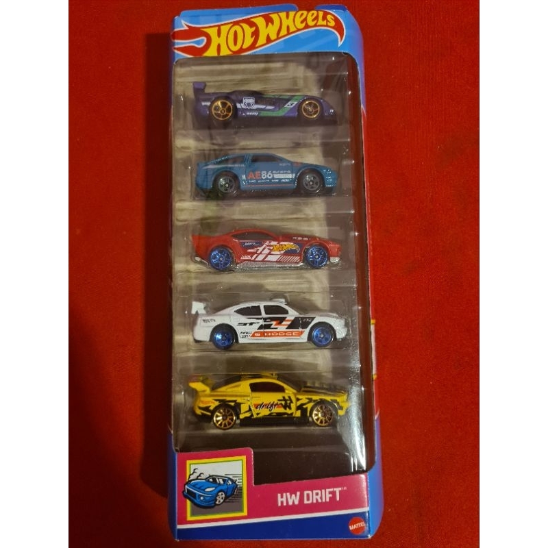 kit Hot wheels com 5 unidades !!