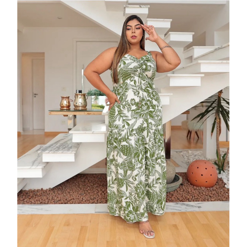 Vestido floral plus size