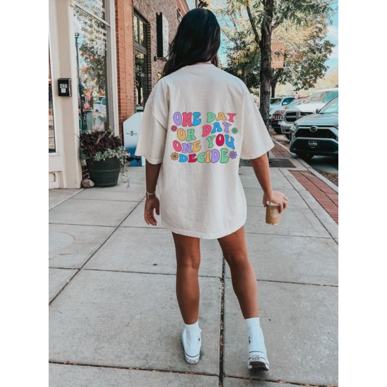 CAMISETA DE ALGODÃO OVERSIZED ONE DAY OR