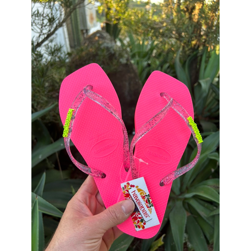 chinelo feminino havaianas bico quadrado lançamento 2023