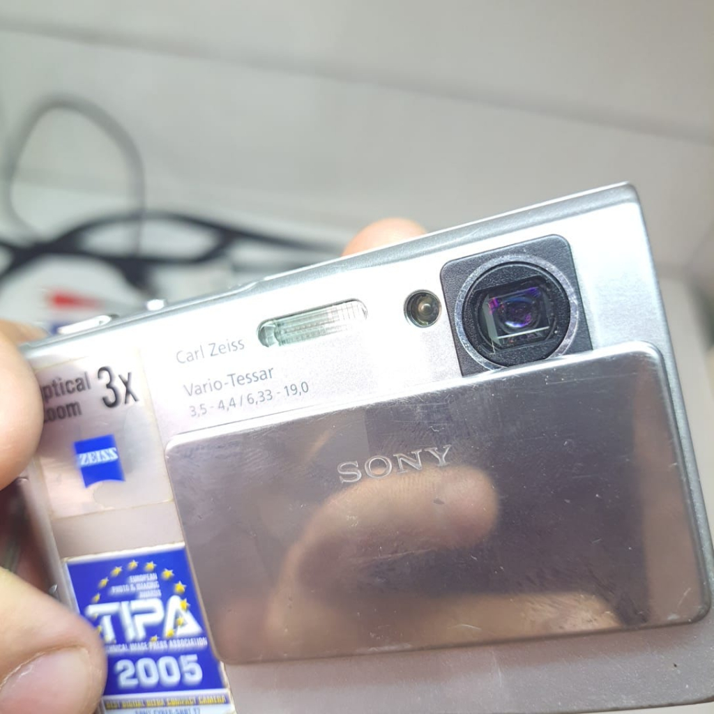 Sony Cyber-shot DSC-T7 ultrafina metalizada | Shopee Brasil Sony Cyber-shot DSC-T7 ultrafina metalizada | Shopee Brasil