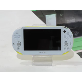 USADO DETALHE: Console Sony PS Vita Slim Desbloqueado com cartão de 64 Gb ver fotos
