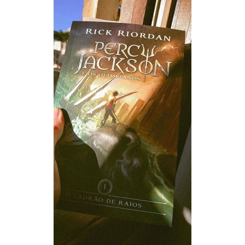 Livro Percy Jackson E Os Olimpianos | Shopee Brasil