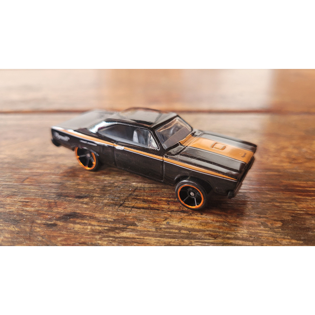 Hot Wheels - '70 Plymouth Road Runner Preto - Muscle Mania 2009