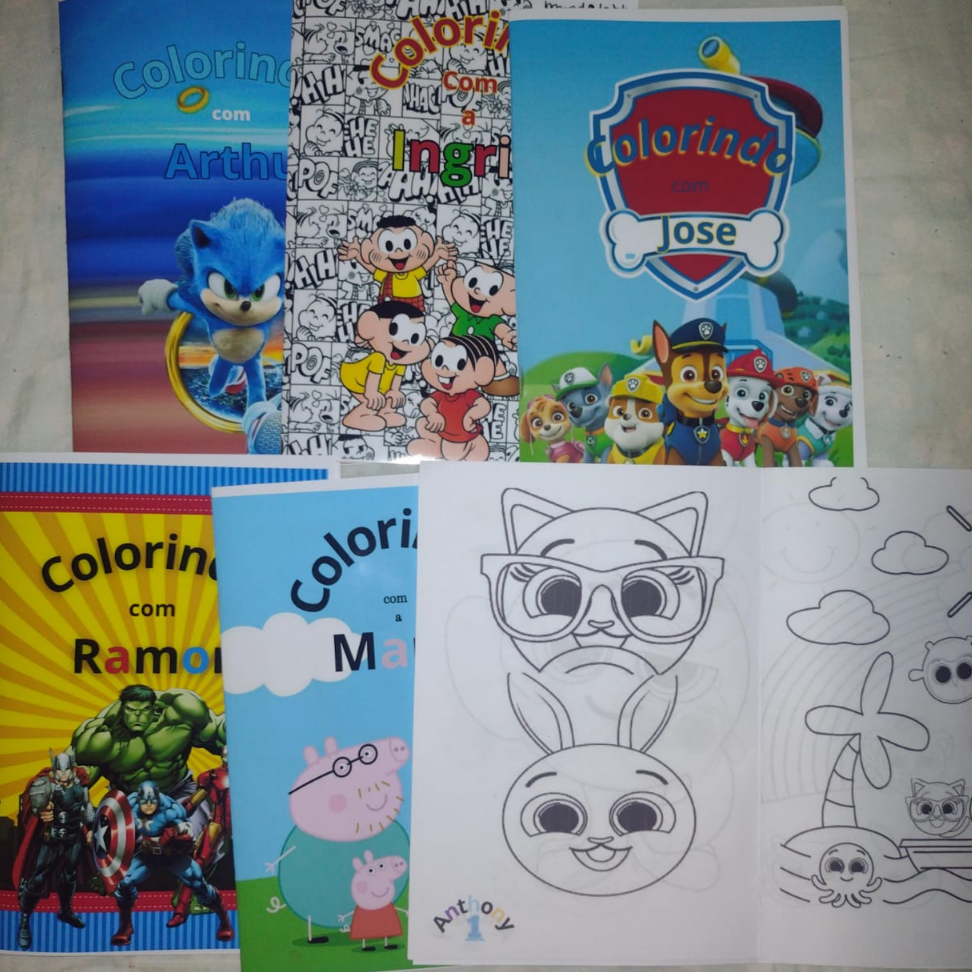 Kit 5 Livros para Colorir Personalizados | Shopee Brasil