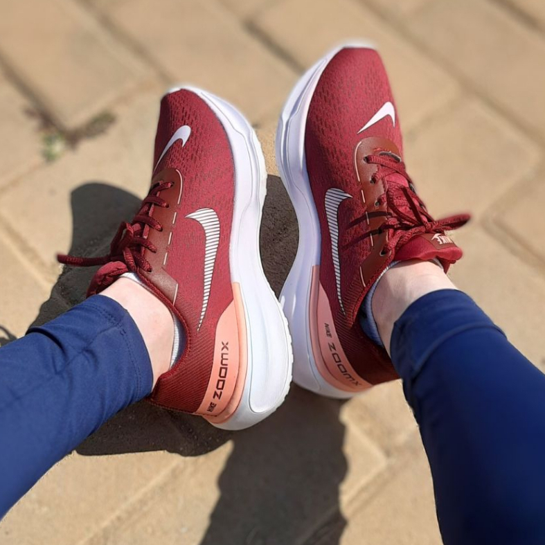 Tenis vinho 2024 feminino nike