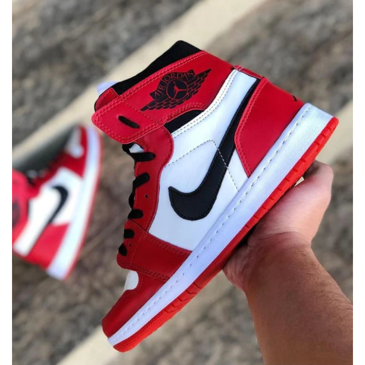 Tênis Basqueteira Air Jordan Chicago Bota 1 Branco Cinza Retro Cano ...