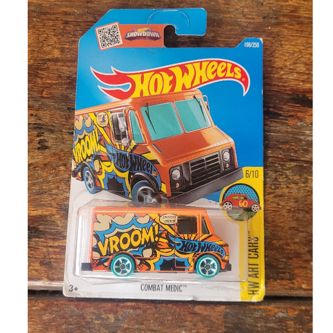 Hot Wheels - Combat Medic Laranja - HW Art Cars 2016 (Lacrado) - Main Line 1:64