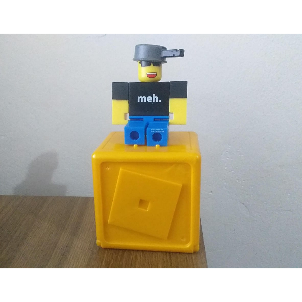 Boneco roblox original jazwares. Importado | Shopee Brasil