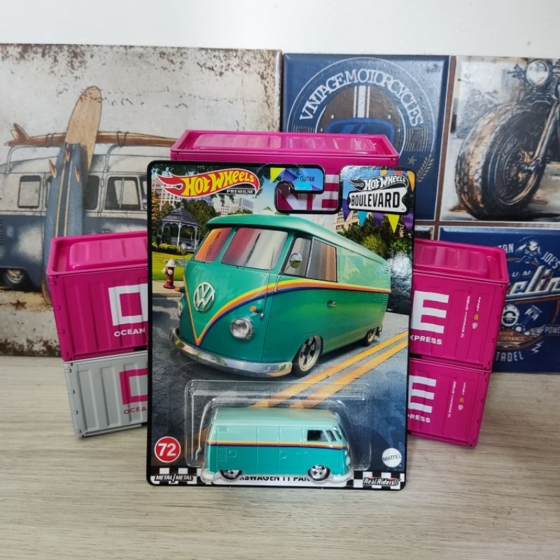 Hot Wheels T1 Panel Bus Boulevard