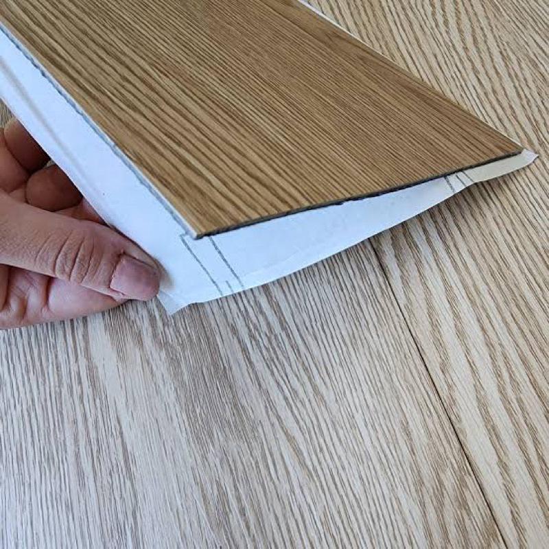 Piso Adesivo Antiaderente Revestimento Vinifico PVC 91,44x15,24 cm A Prova da Agua Fácil e pratico
