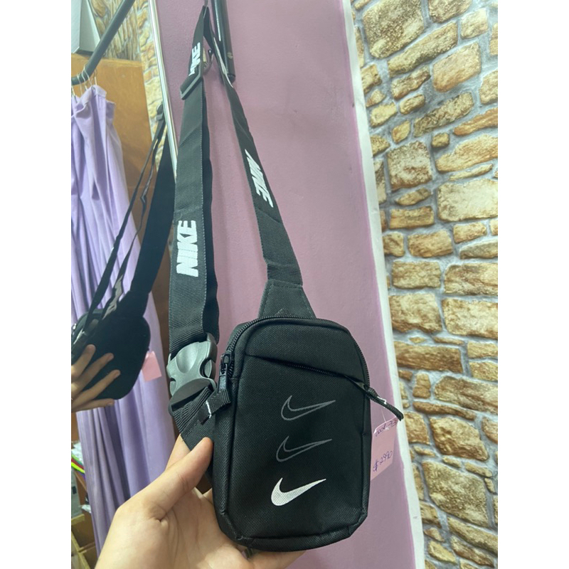 Nike sling store bag original