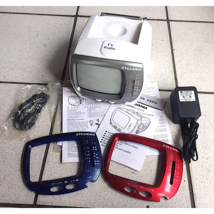 Tv Portatil Sylvania 5 Pol Srt069 - P / B - Excelente estado