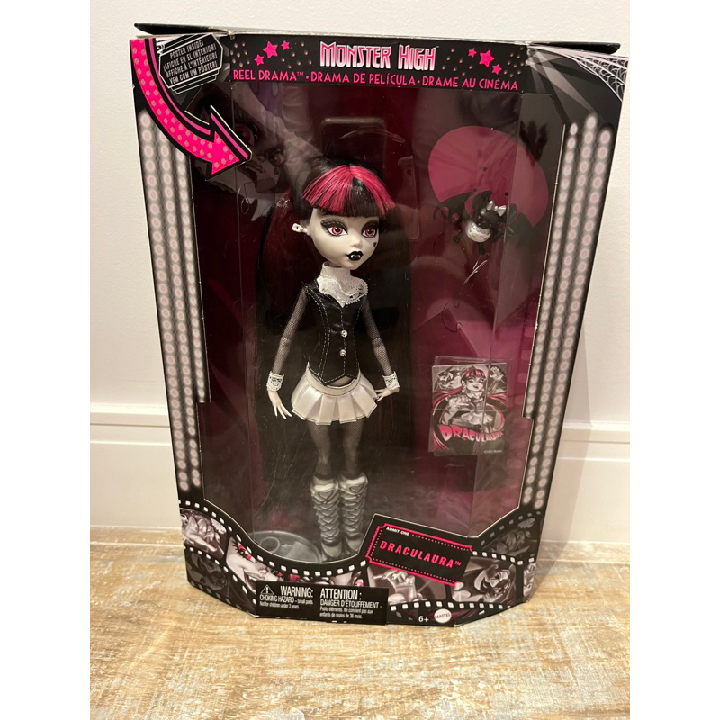 Boneca Monster High Draculaura Da Moda + Pet Magico Ed 2023 - Alfabay -  Cubo Mágico - Quebra Cabeças - A loja de Profissionais e Colecionadores!