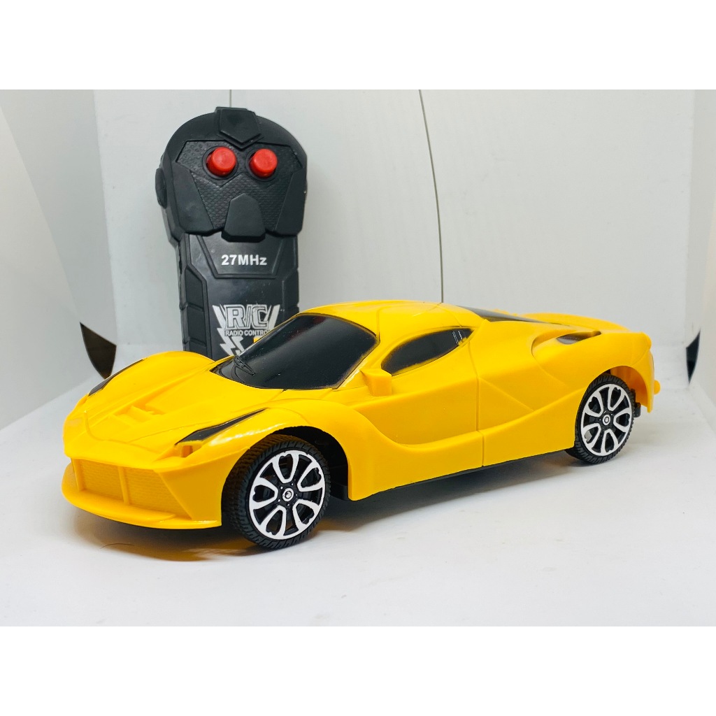 Carro controle remoto sem fio Racing 4 funções recarregável – DM Toys