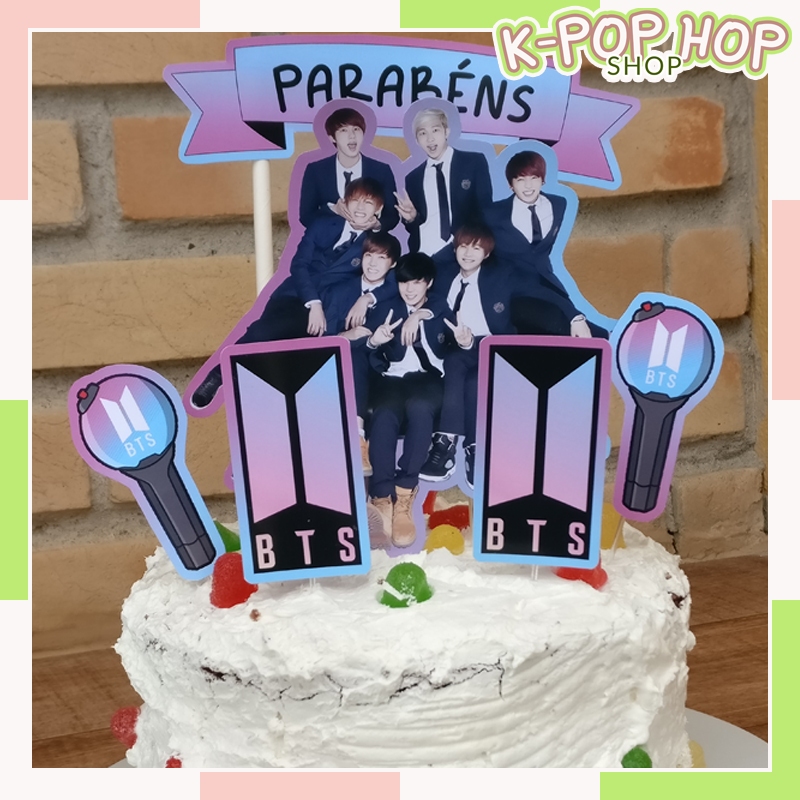 BTS - TOPPER - TOPO DE BOLO - ANIVERSÁRIO - K-POP - KPOP | Shopee Brasil
