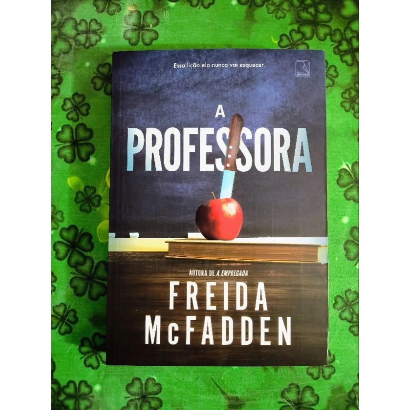 A Professora - Freida McFadden | Shopee Brasil