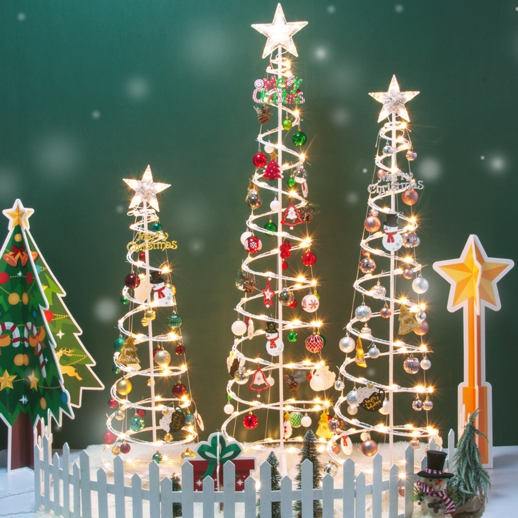 Árvore de Natal LED 1,8m Dobrável com Enfeites Inclusos + Bengala do ...