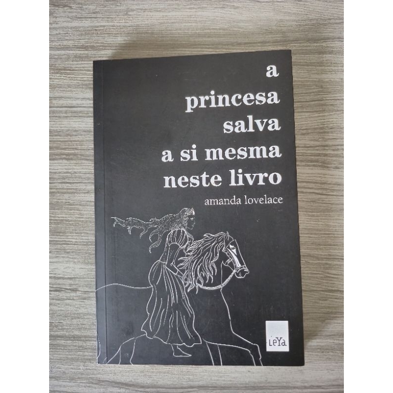 a princesa salva a si mesma neste livro - amanda lovelace | Shopee Brasil