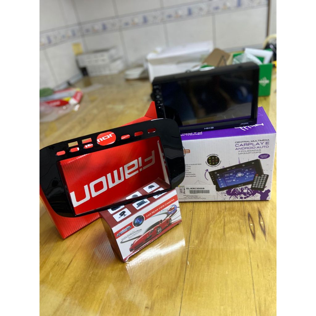 Kit Multimídia 6.8'' polegadas - FIAT PUNTO 2013/2017 E LINEA 2015/2016+moldura+cam. Ré.