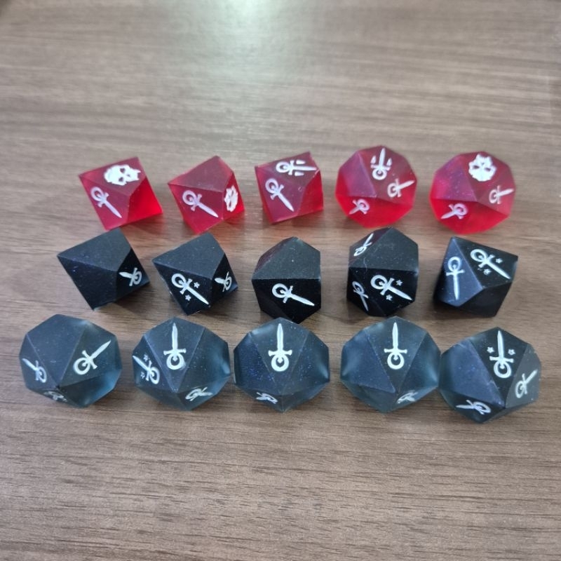 Conjunto Dados RPG Vampiro a Mascara V5 - set artesanal | Shopee