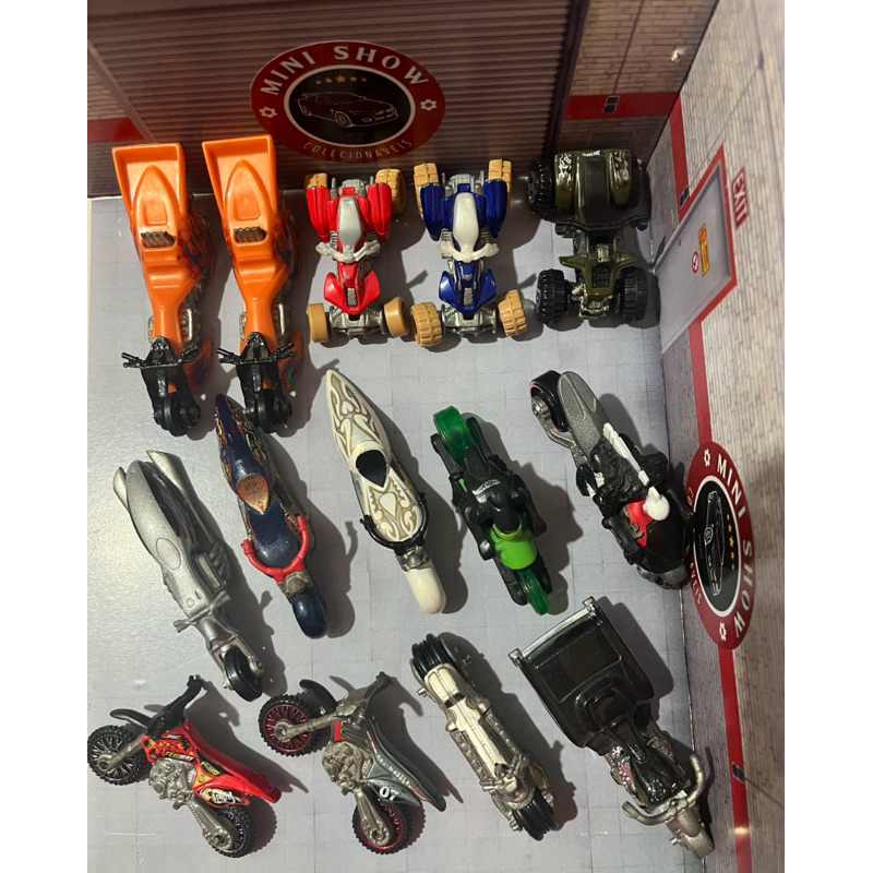 Haulotte H43 TPX ミニカー 1:50 Moto Triciclo Quadriciclo HotWheels | Shopee Brasil