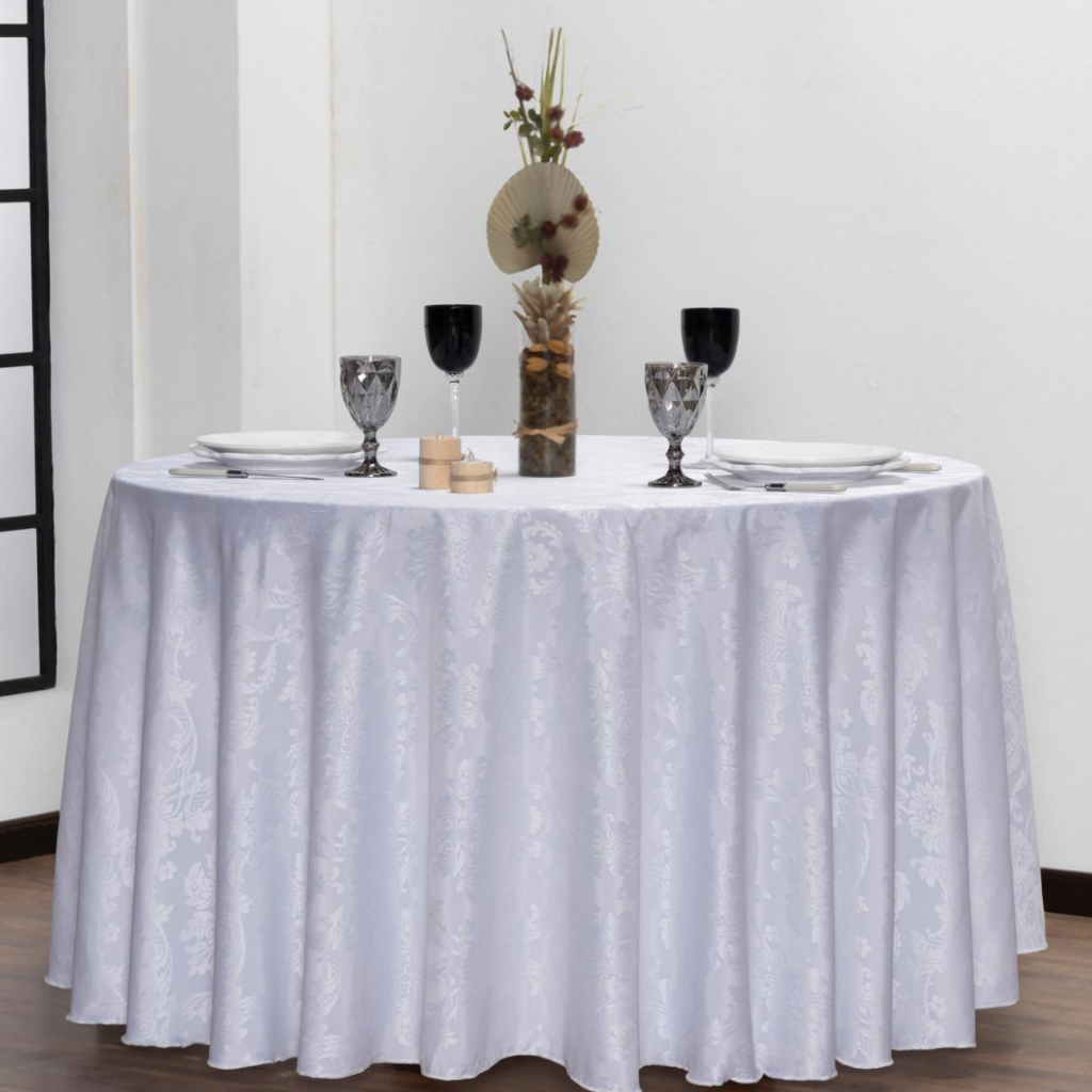 Toalha Forro de Mesa Redonda 4, 6, 8 Cadeiras em Jacquard Casamento Festa Decoração