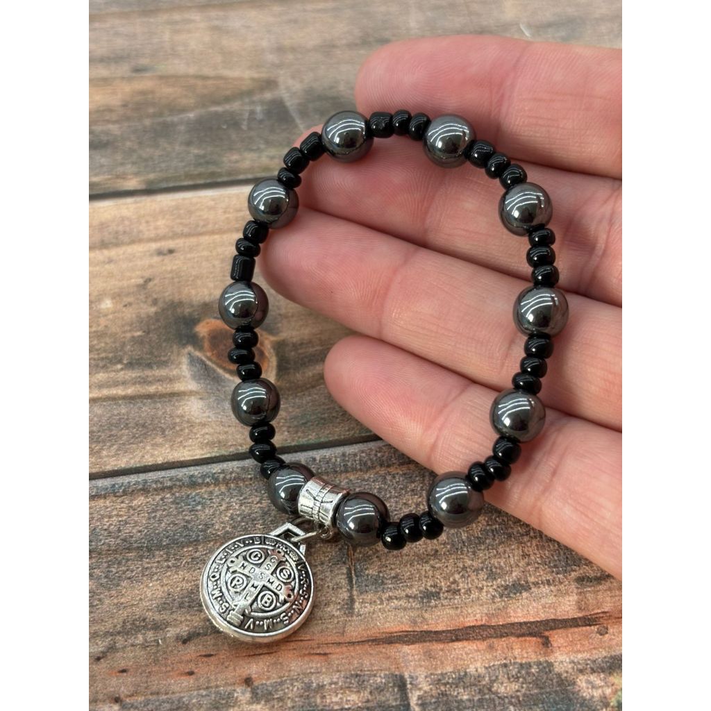 Pulseira São Bento Hematita com Pingente