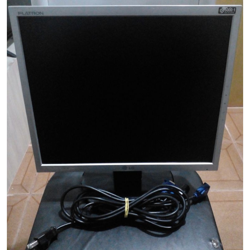 Monitor LG 15