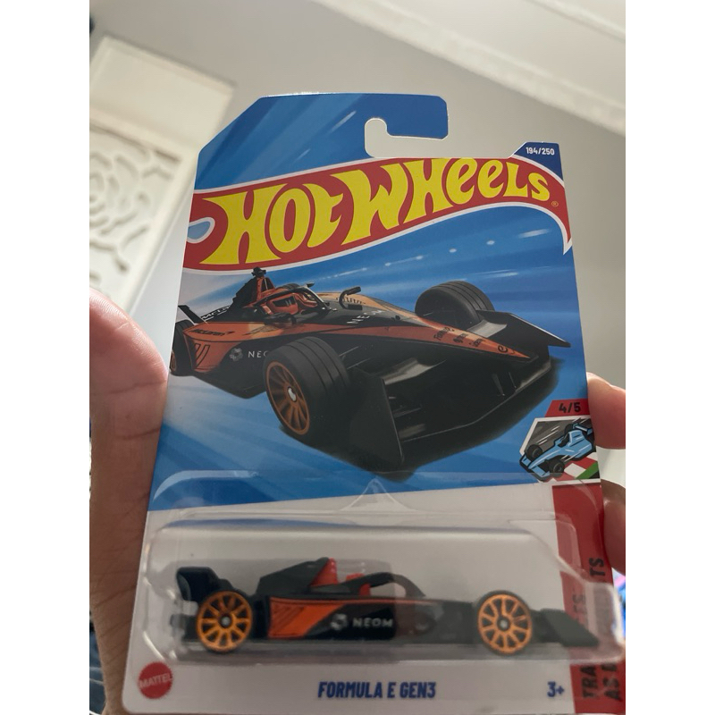 Hot Wheels Formula E Gen3 – HW Race Day 9/10 – Échelle 1:64 – Carte Courte – Nouveauté 2024 – Pour Collectionneurs Et Enfants Dès 3 Ans
